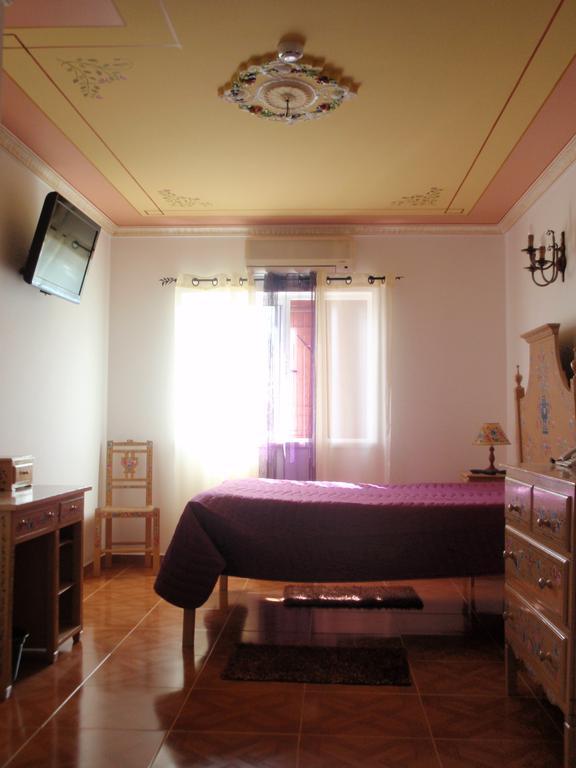 "O Viajante" Low Cost Hotel Estremoz Extérieur photo