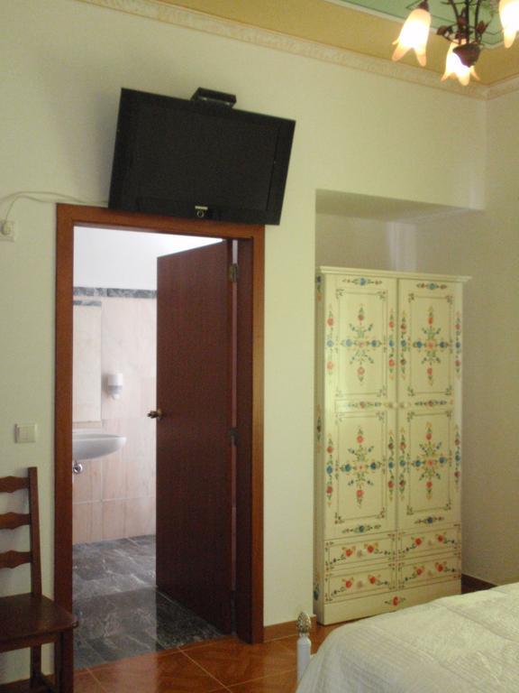 "O Viajante" Low Cost Hotel Estremoz Chambre photo